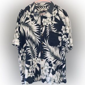 Tommy Bahama 100% Silk Floral Button Down Short Sleeve Shirt Men’s Size Large